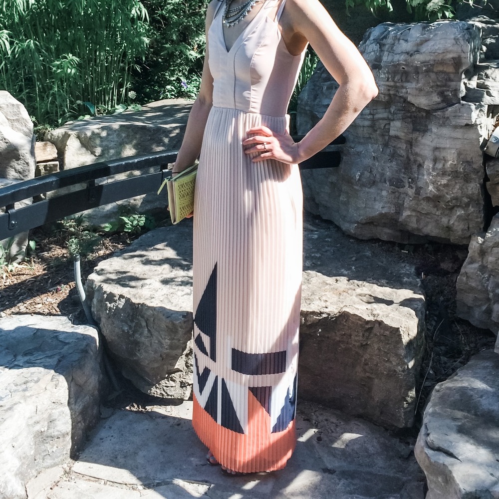 French connection blush pleated maxi dress size 2